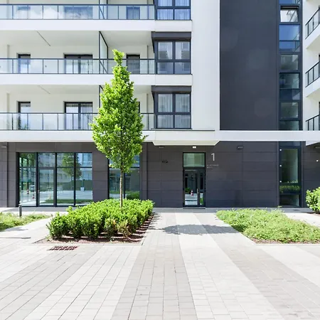 Apartly- Calm Riverside With Balcony